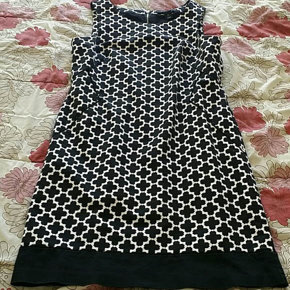 White House Black Market Dress - Picture 4 of 7